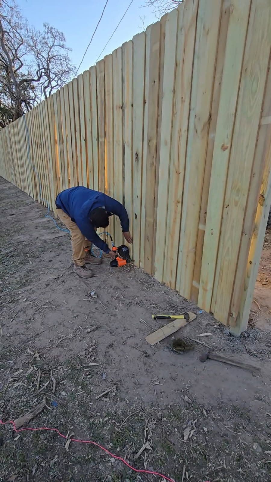 Project Building Sturdy 8ft Wooden Fence image